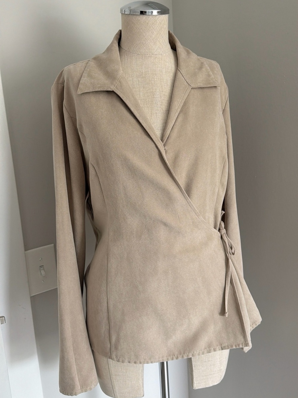 SONOMA Lifestyle Women’s Beige Wrap Tie Jacket Lined Long Sleeve Short Size L